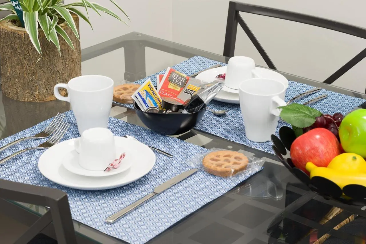 Nuovissimo Appartamento Repubblica/ Centrale Milaan Appartement